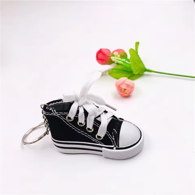 Cute Mini Sport Shoes Pendant Keychain Creative 3D Canvas Sneaker Tennis Shoe Keyrings Car Simulation Trinket Bag Key Ring