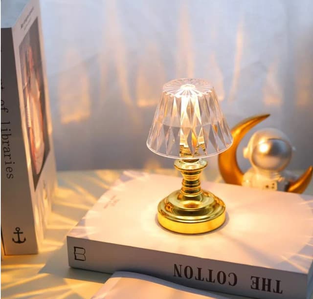 LED diamond crystal table lamp Night Light for Bed Room decoration living room atmosphere light Gift (2 X AAA Batteries)