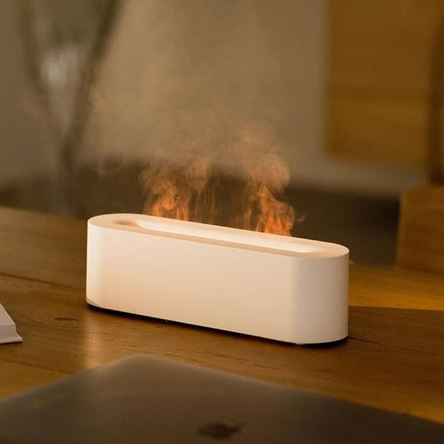 DQ709 Flame Aromatherapy Essential Oil Humidifier