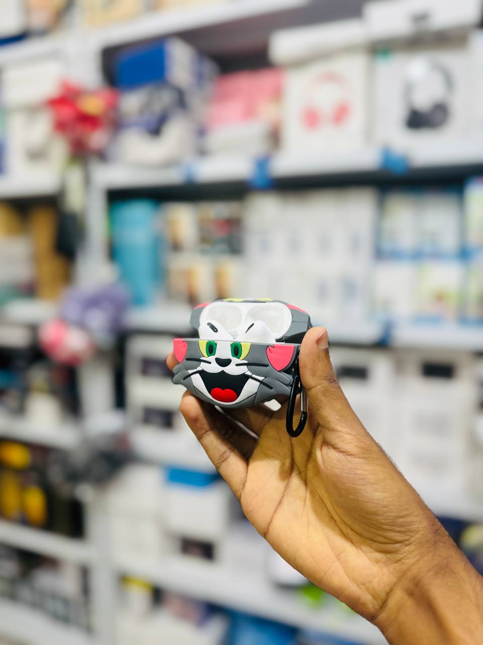 Tom and Jerry Airpods pro Cover
